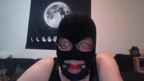 slaveforgodess online show from 15, 7, 2026