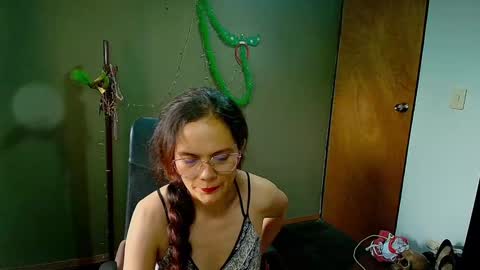 Snapshot of slavefuck chatting on 14, 1, 2025 SlaveFuck online show from 14, 1, 2025