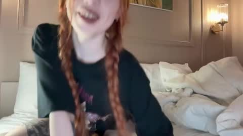 Snapshot of sleepycode002 chatting on 15, 5, 2026 JoO online show from 15, 5, 2026