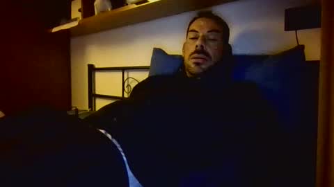 Snapshot of slevin1983 chatting on 9, 11, 2025 slevin online show from 9, 11, 2025