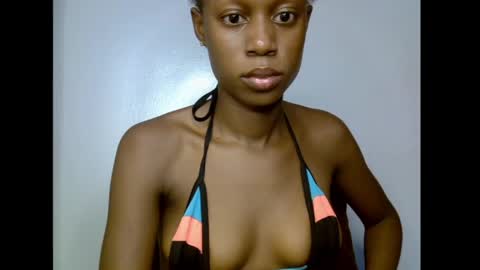 Snapshot of slim_candy12 chatting on 1, 6, 2026 Lily online show from 1, 6, 2026