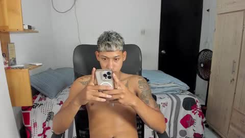 Snapshot of slim_master12 chatting on 6, 2, 2025 slim_master12 online show from 6, 2, 2025