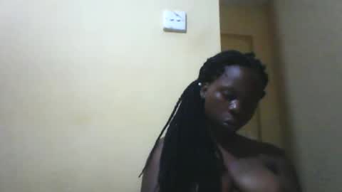 Snapshot of slim_petite_ebony chatting on 10, 2, 2026 slim_petite_ebony online show from 10, 2, 2026