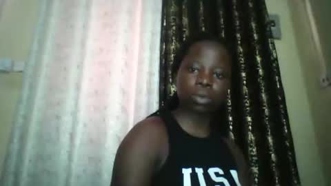 Snapshot of slim_petite_ebony chatting on 13, 2, 2026 slim_petite_ebony online show from 13, 2, 2026