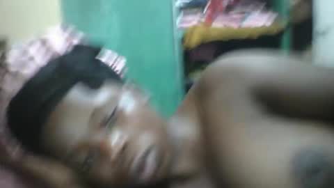 Snapshot of slim_petite_ebony chatting on 5, 3, 2026 slim_petite_ebony online show from 5, 3, 2026