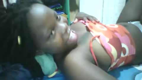 Snapshot of slim_petite_ebony chatting on 8, 3, 2026 slim_petite_ebony online show from 8, 3, 2026
