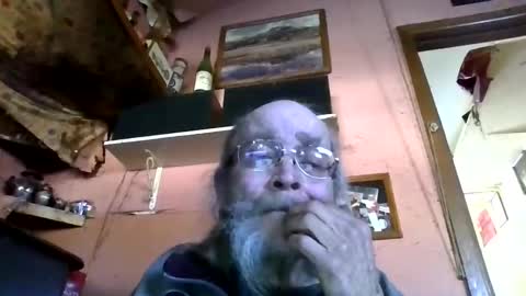 Snapshot of slimshady5265 chatting on 11, 1, 2026 slimshady5265 online show from 11, 1, 2026