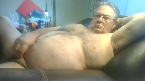slippery_duck online show from 26, 1, 2025