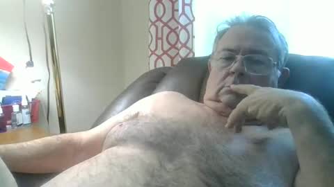 slippery_duck online show from 27, 1, 2025