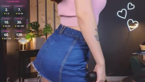 Emilia online show from 31, 10, 2025