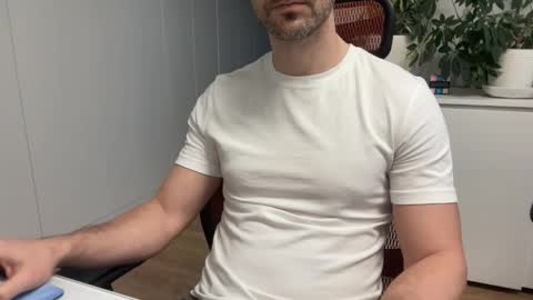 Slutguy81 online show from 4, 3, 2026