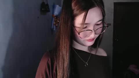 slutty_hannaxx online show from 22, 4, 2026