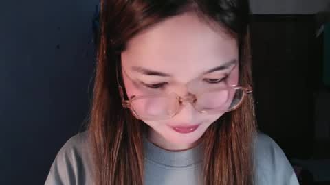 slutty_hannaxx online show from 27, 6, 2026