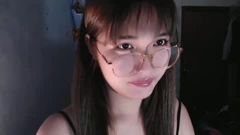 slutty_hannaxx online show from 4, 7, 2026