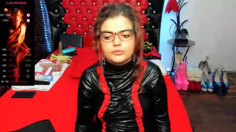 Snapshot of slutty_milf_bitch chatting on 19, 9, 2025 Ana online show from 19, 9, 2025