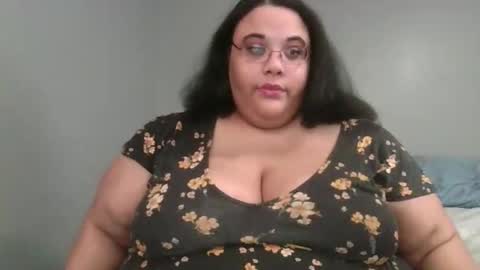 Snapshot of sluttyjess31 chatting on 28, 4, 2026 Jessica online show from 28, 4, 2026