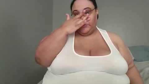 Snapshot of sluttyjess31 chatting on 8, 5, 2026 Jessica online show from 8, 5, 2026