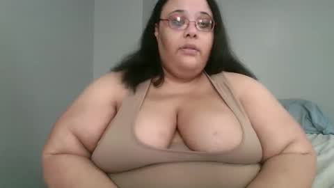 Snapshot of sluttyjess31 chatting on 3, 6, 2026 Jessica online show from 3, 6, 2026