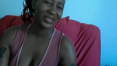 sluttylaura18 online show from 28, 1, 2025