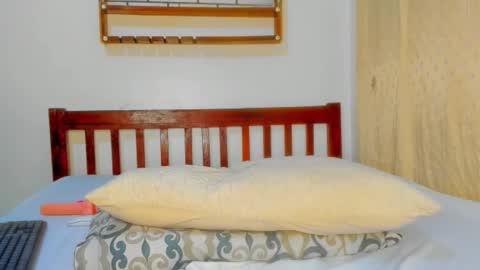 Sexyslutt online show from 3, 11, 2025