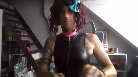 Snapshot of sluttytoy83 chatting on 1, 6, 2026 sluttytoy83 online show from 1, 6, 2026