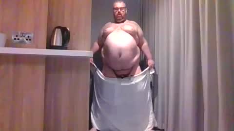 Snapshot of slutwhorentertainer chatting on 23, 12, 2025 SlutWhoreNtertainer online show from 23, 12, 2025