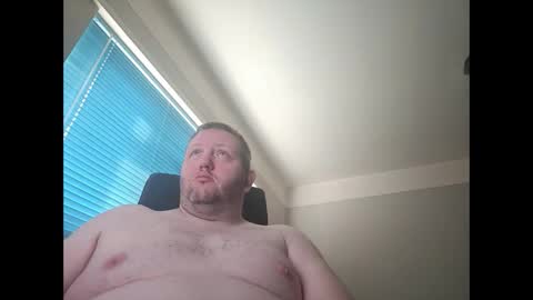 smallone19832 online show from 9, 1, 2025