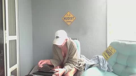 Daddy online show from 10, 10, 2025