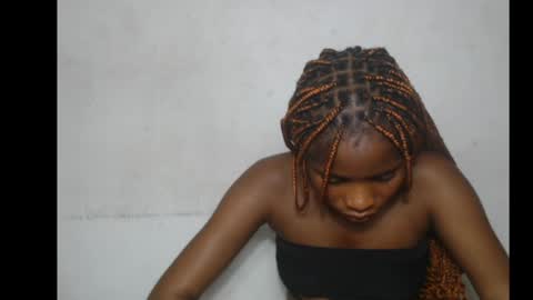 Snapshot of smallsluty chatting on 19, 5, 2026 smallsluty online show from 19, 5, 2026