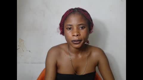 Snapshot of smallsluty chatting on 5, 7, 2026 smallsluty online show from 5, 7, 2026