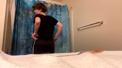 smalltshbigtits online show from 6, 1, 2026