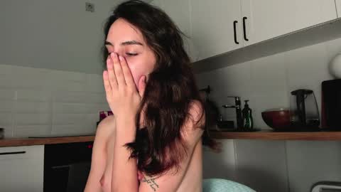 Elizabeth online show from 31, 3, 2026