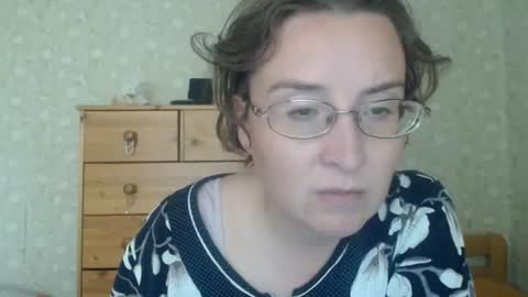 Snapshot of smart_rose chatting on 27, 6, 2026 smart_rose online show from 27, 6, 2026