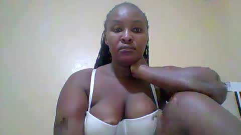 Snapshot of smartqueen1 chatting on 4, 6, 2026 Katerina online show from 4, 6, 2026