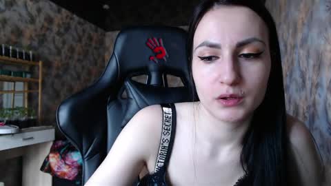 Snapshot of smile_cute_fox chatting on 15, 5, 2026 smile_cute_fox online show from 15, 5, 2026