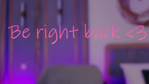 Mia online show from 10, 2, 2025