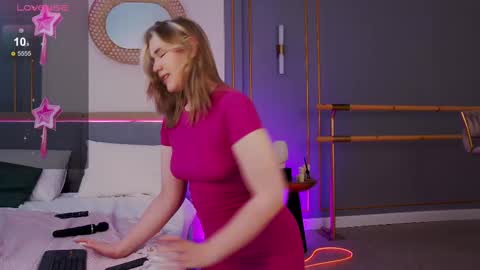 Mia online show from 28, 2, 2025