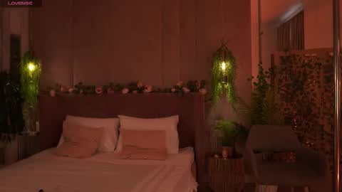 Mia online show from 24, 9, 2025