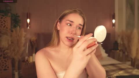 Mia online show from 5, 3, 2026