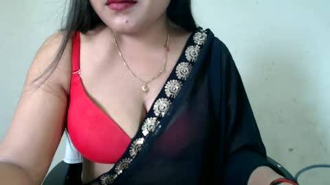 Snapshot of smiley_queen99 chatting on 9, 7, 2026 smiley online show from 9, 7, 2026