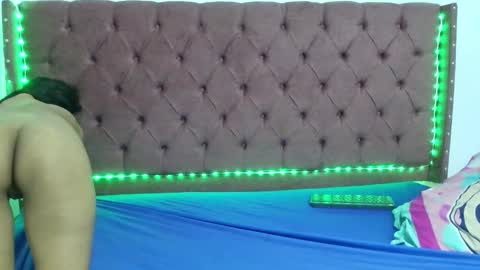 JONH SMITH AND ALIX SMITH online show from 10, 12, 2024