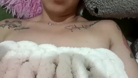 smoke_leidy_ online show from 2, 11, 2025