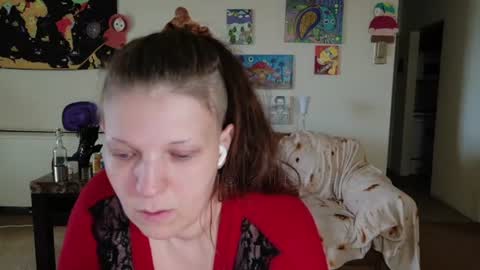 Snapshot of smokihippi chatting on 4, 7, 2026 Big Dawg online show from 4, 7, 2026