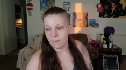 Snapshot of smokihippi chatting on 5, 7, 2026 Big Dawg online show from 5, 7, 2026