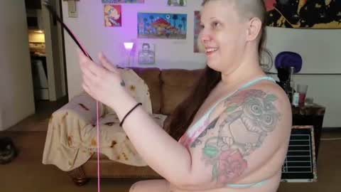Snapshot of smokihippi chatting on 5, 7, 2026 Big Dawg online show from 5, 7, 2026