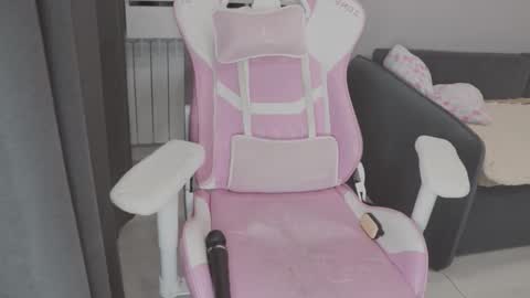 Kira  online show from 21, 2, 2026