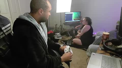 Smoothj2011 online show from 4, 3, 2025