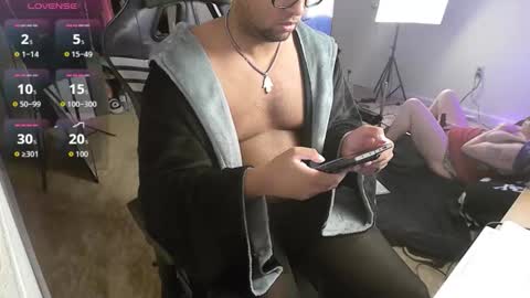 Smoothj2011 online show from 10, 10, 2025