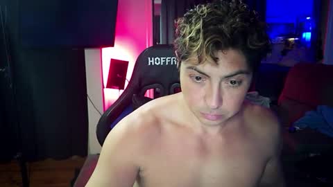 Snapshot of smoothjocknubie chatting on 18, 10, 2025 Myke Jackin online show from 18, 10, 2025