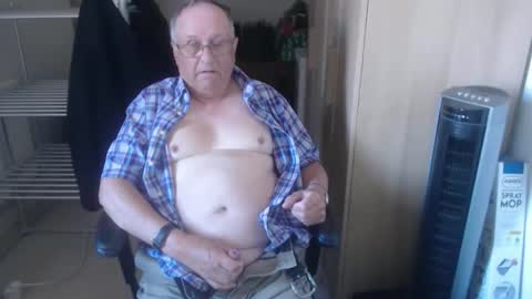 Snapshot of smoothmutton chatting on 3, 5, 2026 smoothmutton online show from 3, 5, 2026